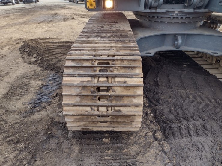 7-volvo-ec160c-image-31