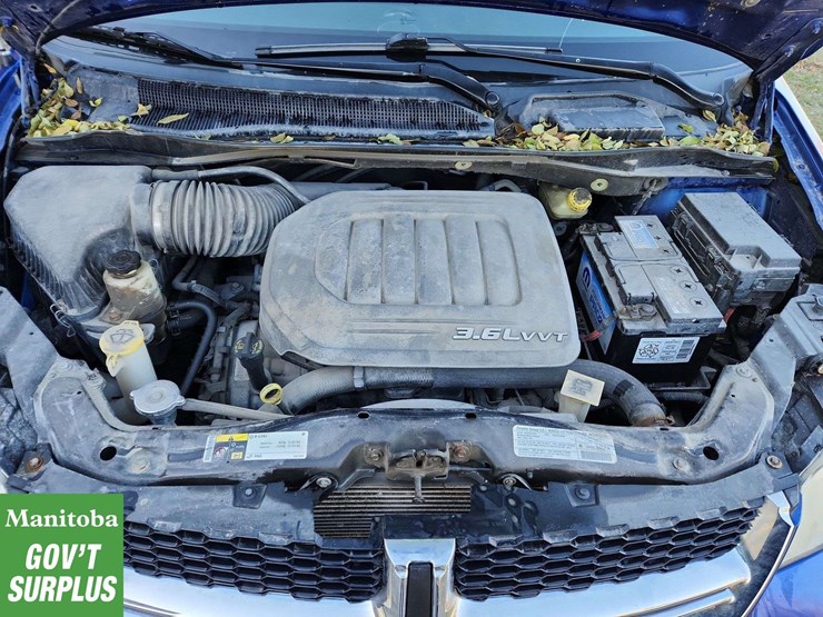 2013-dodge-grand-caravan-image-22