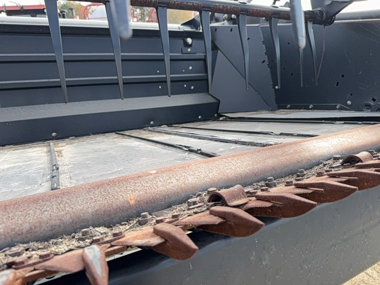 2010-case-ih-2162-image-45