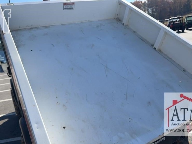 bobcat-toolcat-5600-image-13