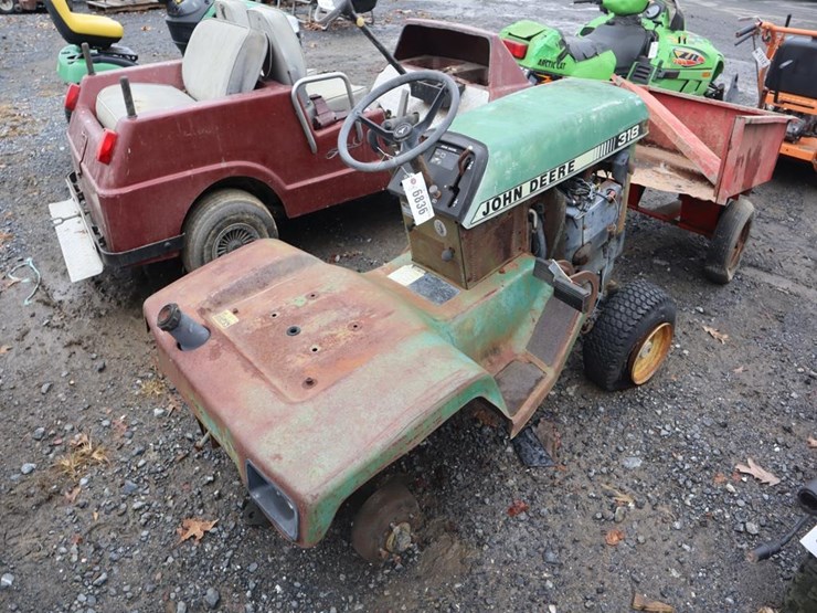 john-deere-318-image-7