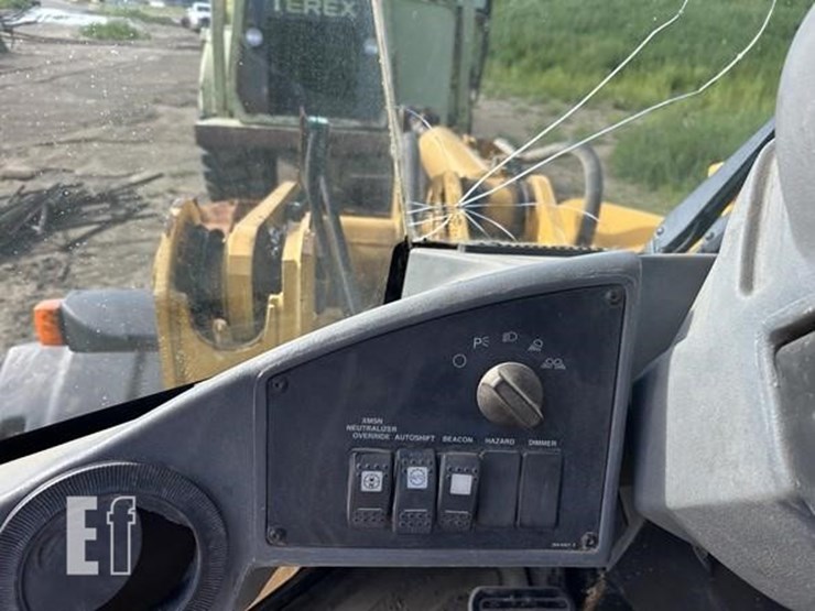 2004-caterpillar-928g-image-31