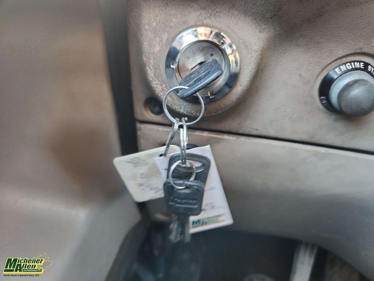 2002-sterling-lt9500-image-24