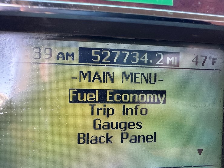 #33704-•-2011-mack-cxu-t/a-sleeper-truck-tractor-1m1aw09y8bm013165-image-86