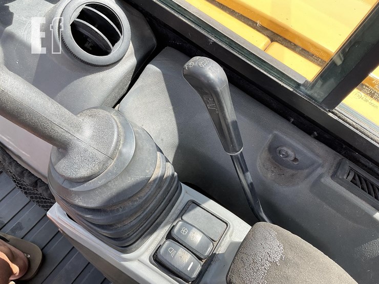 2019-caterpillar-305e2-cr-image-20