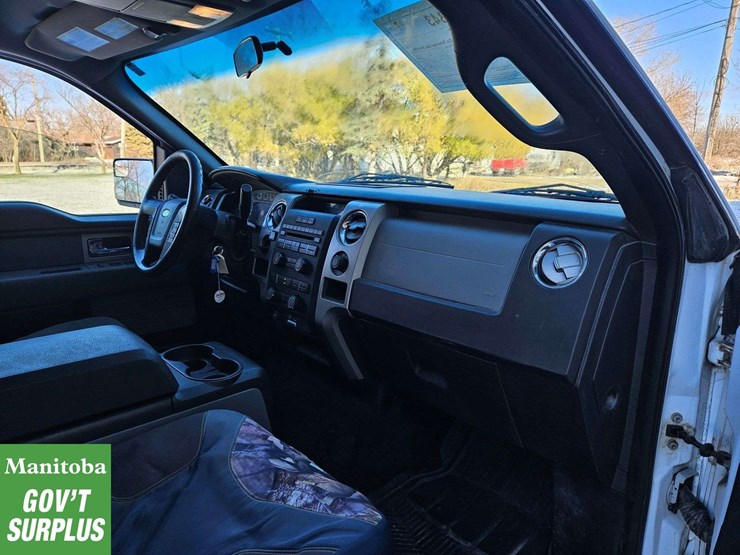 2011-ford-f150-image-27