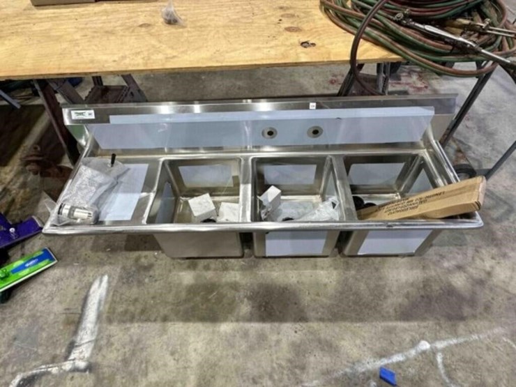 stainless-steel-sink-image-1