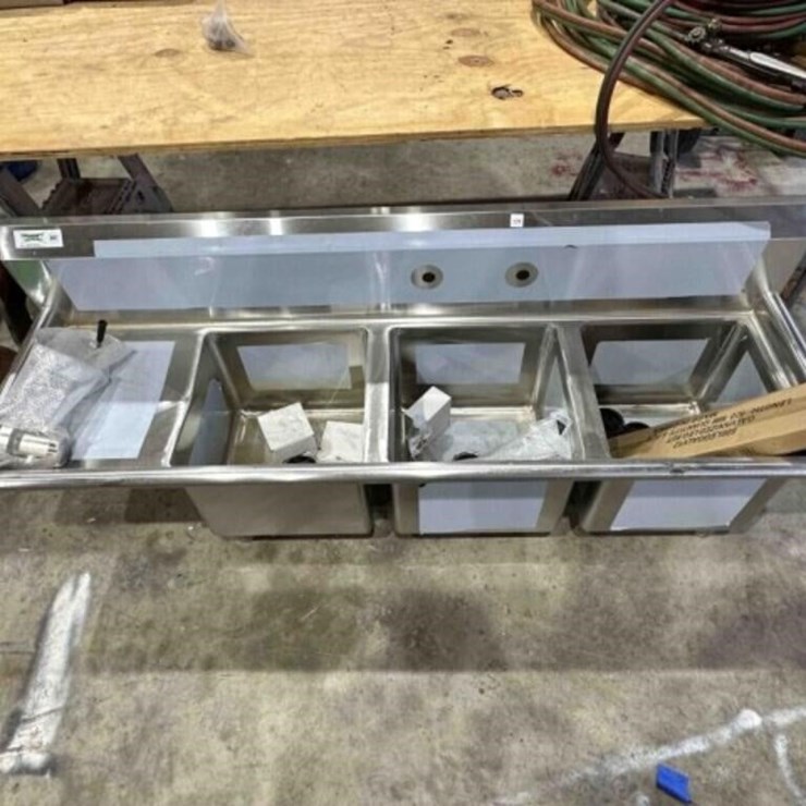 Stainless steel sink