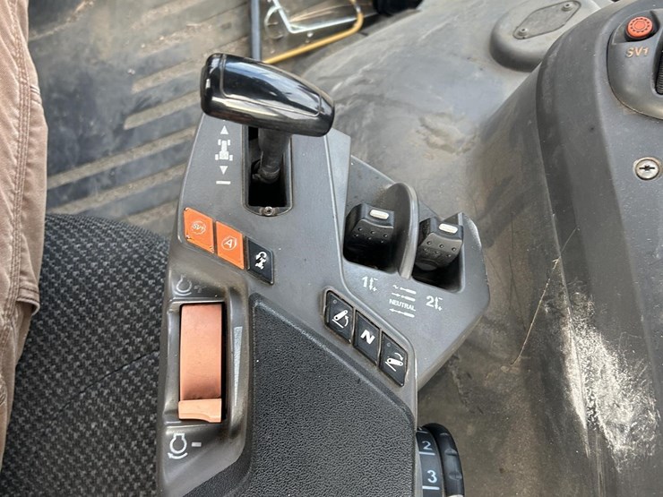 2014-challenger-mt585d-image-68