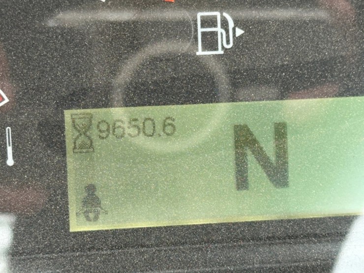 2015-caterpillar-930m-image-3