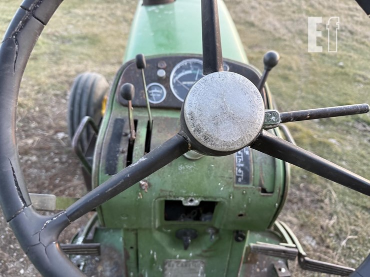 john-deere-4010-image-13