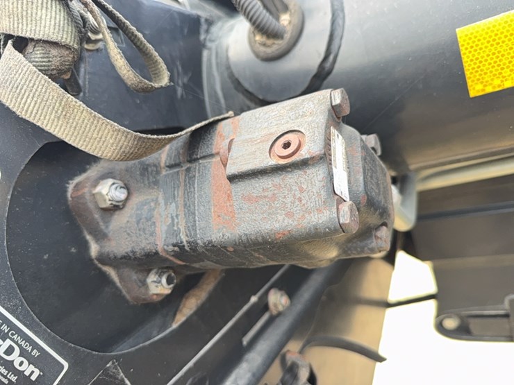 2010-case-ih-2162-image-4