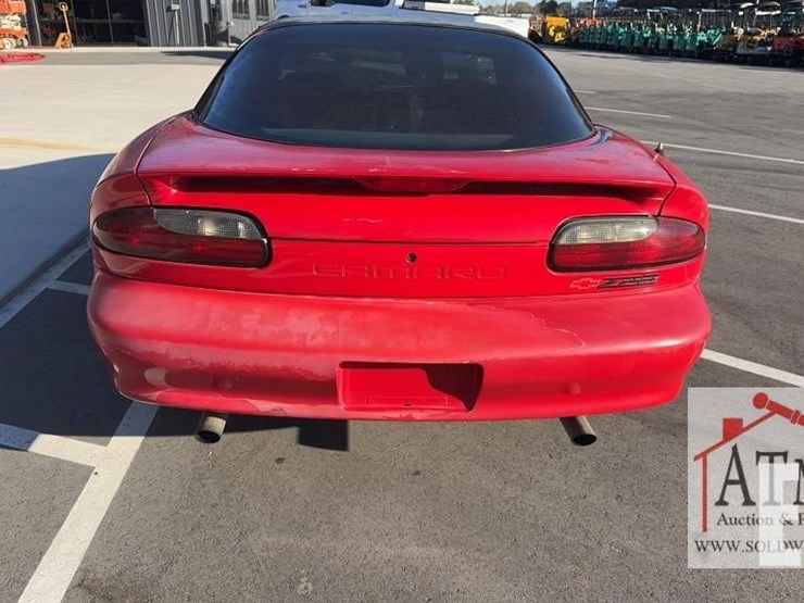 1997-chevrolet-camaro-z28-image-4