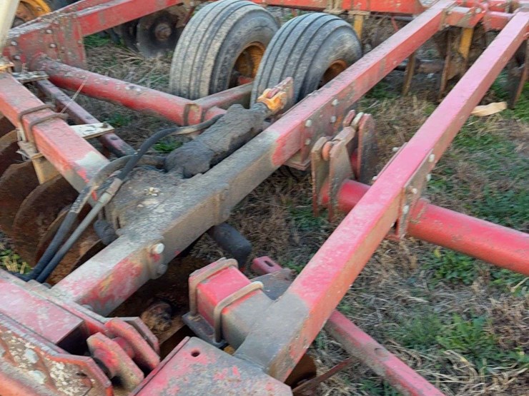 kewanee-21ft-disk,-tandem-axle-on-frame,-7-1/2''-spacing.-image-17