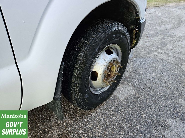 2012-ford-f350-image-13