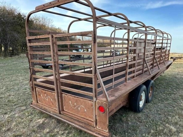 1984-24’-shelby-gooseneck-livestock-trailer-image-5