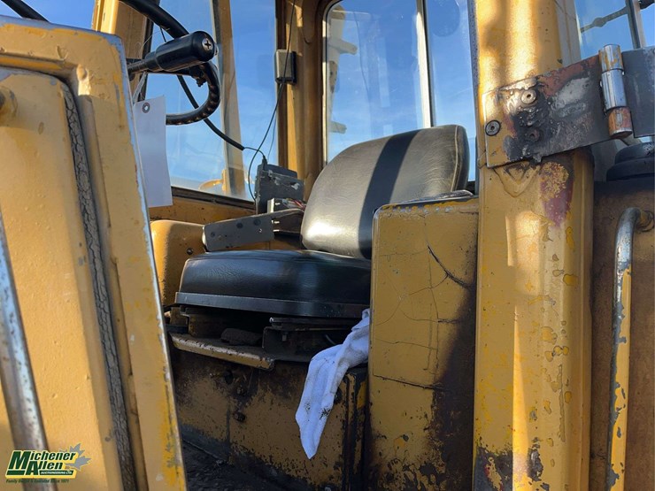 caterpillar-930-image-14