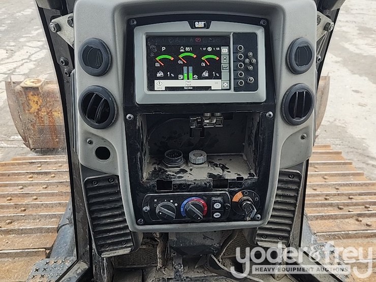 2016-caterpillar-d6n-image-19