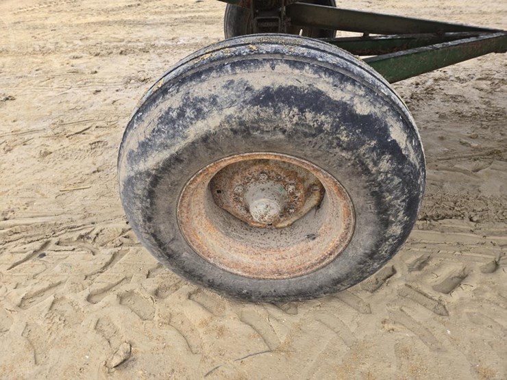 john-deere-122-image-12