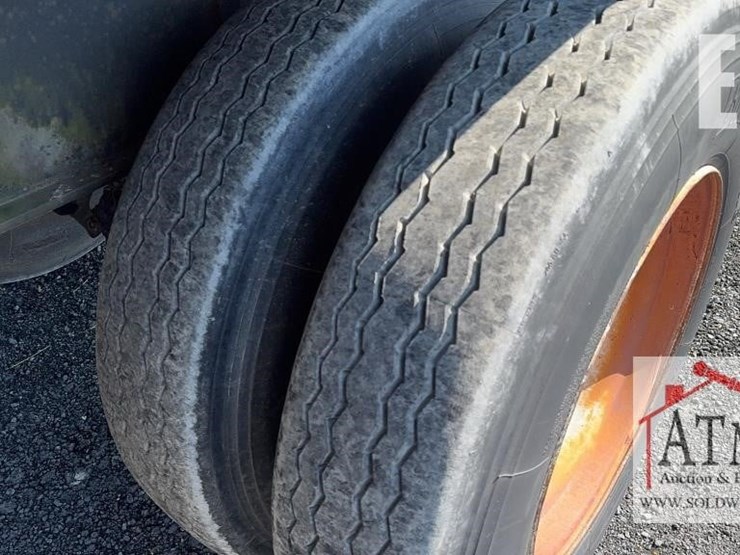 1999-utility-48'-flatbed-image-15