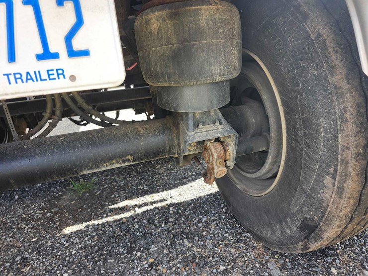 2023-prestige-hopper-bottom-trailer-image-9