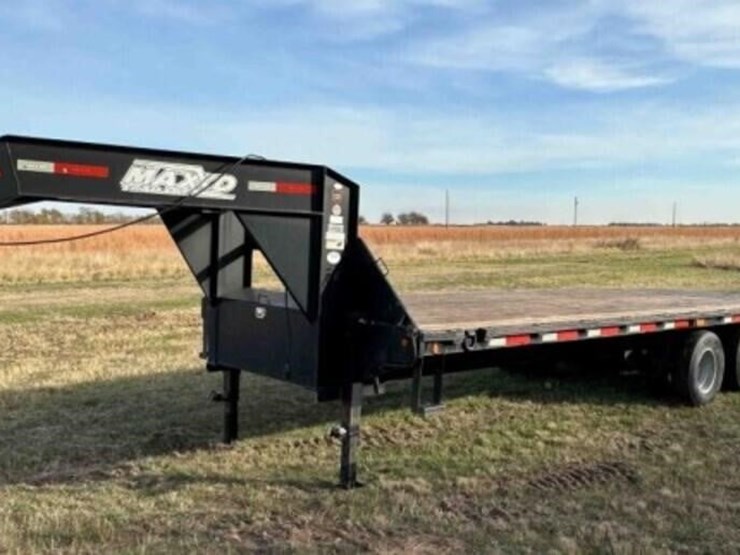 2016-maxey-26’-gooseneck-flatbed-trailer-image-1