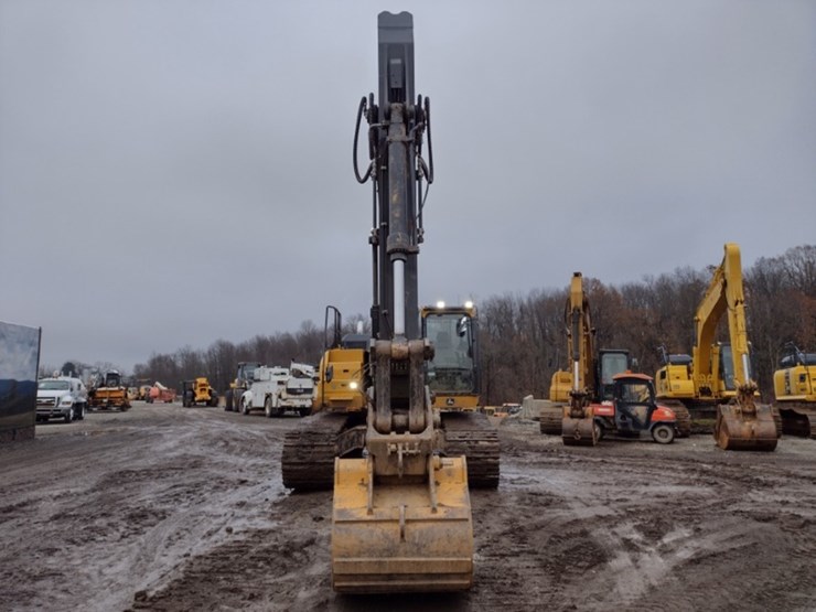 john-deere-300g-excavator-(qea-4079)-image-2