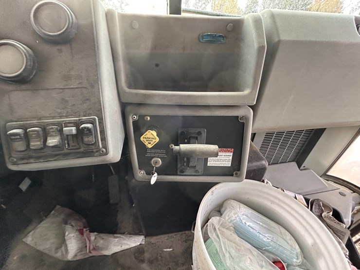 2007-caterpillar-c7-image-52