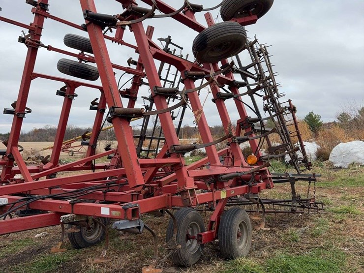 case-ih-4300-image-9