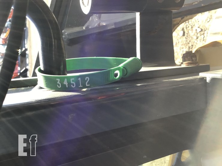 2019-deere-333g-image-23