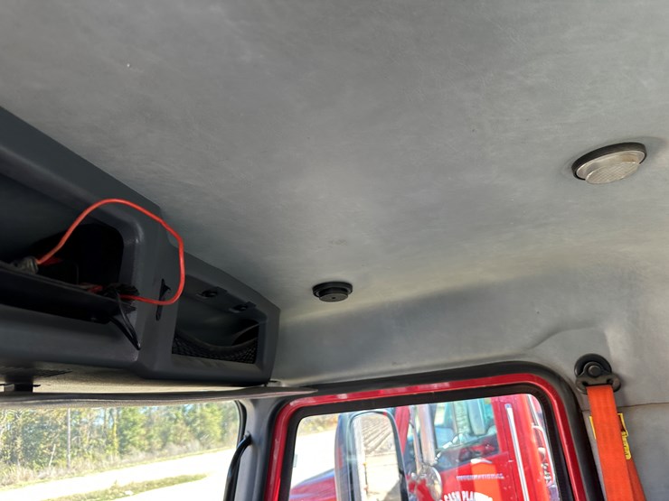 #33708-•-2014-mack-cxu-t/a-daycab-truck-tractor-1m1aw02y3em038036-image-75