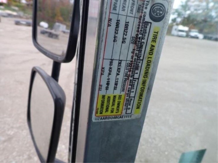 2008-freightliner-mt55-image-15