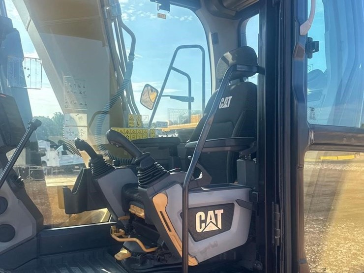 2021-caterpillar-313-image-25