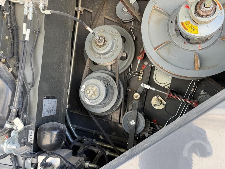 2022-claas-lexion-7500-image-50