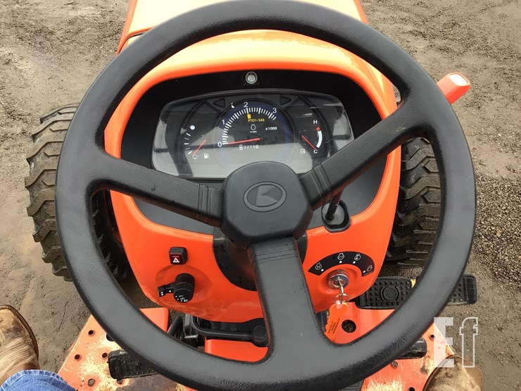 2020-kubota-l2501-image-14