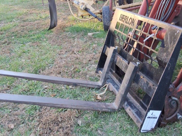 berlon-heady-duty-loader-tractor-pallet-forks,-48''-image-2