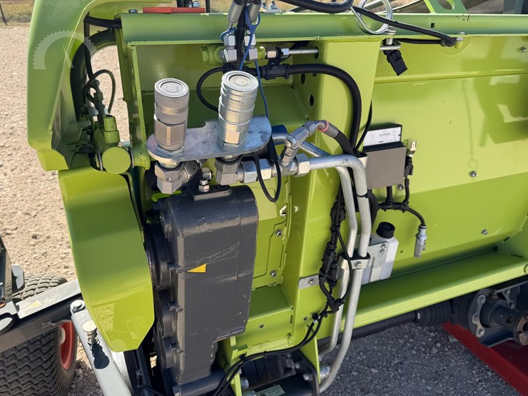 2022-claas-pu380pro-image-11