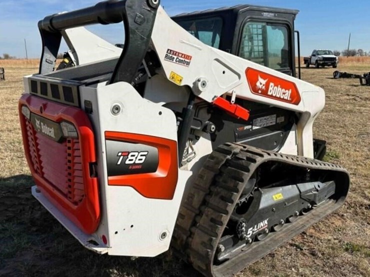 2025-bobcat-t86-image-7