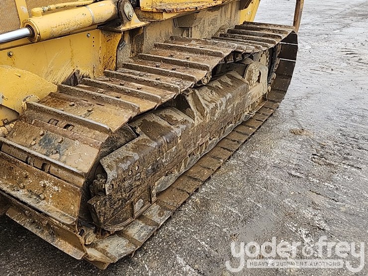 2004-deere-700h-image-21