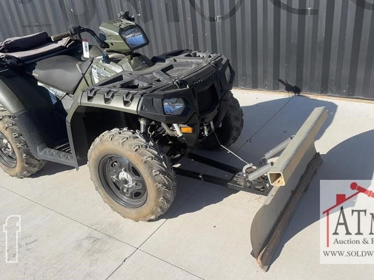 2016-polaris-sportsman-image-1