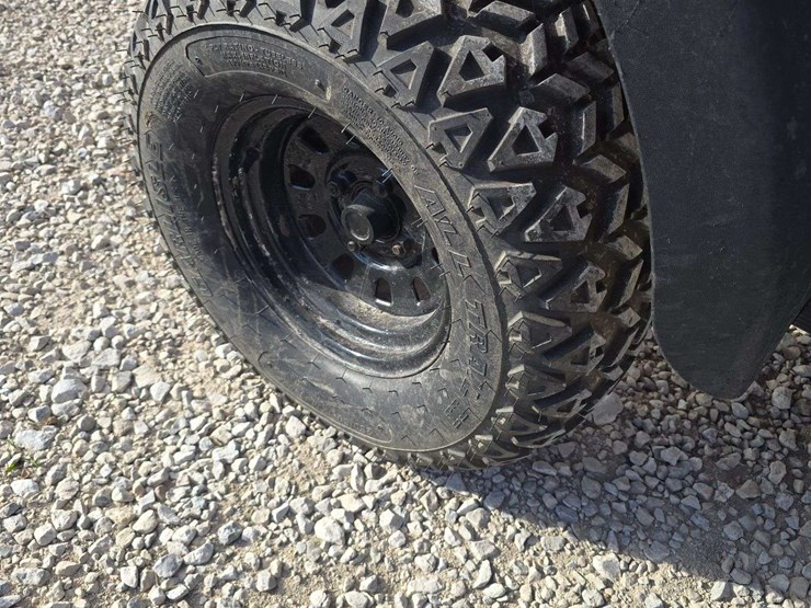 2016-club-car-ingersoll-rand,-carryall-1500-kubota-diesel,-1,348-hours,-4x4,-new-tires,-and-dump-bed,-runs-and-works-great-image-14