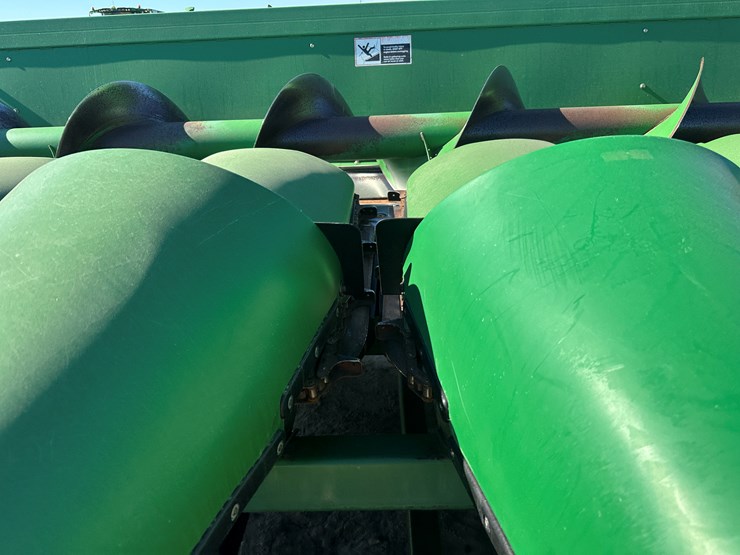 john-deere-616c-image-43