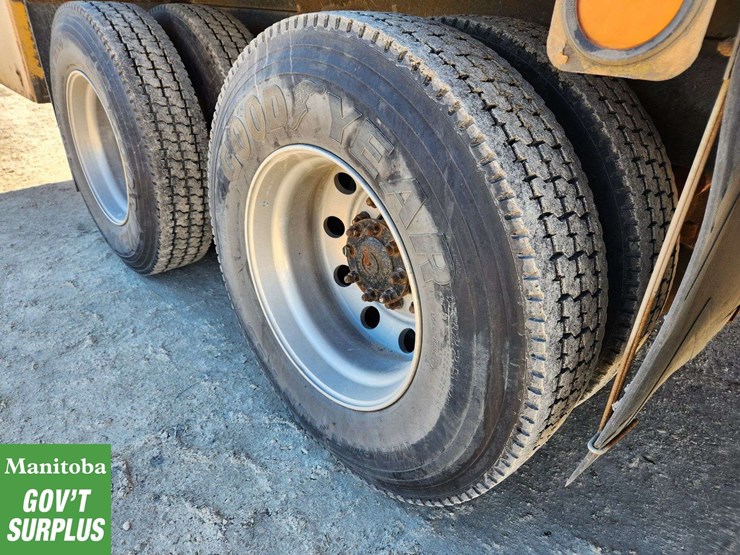 2009-international-workstar-7500-image-51