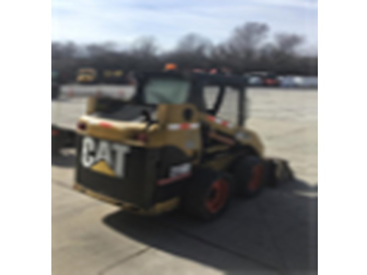 2005-caterpillar-216b-image-3