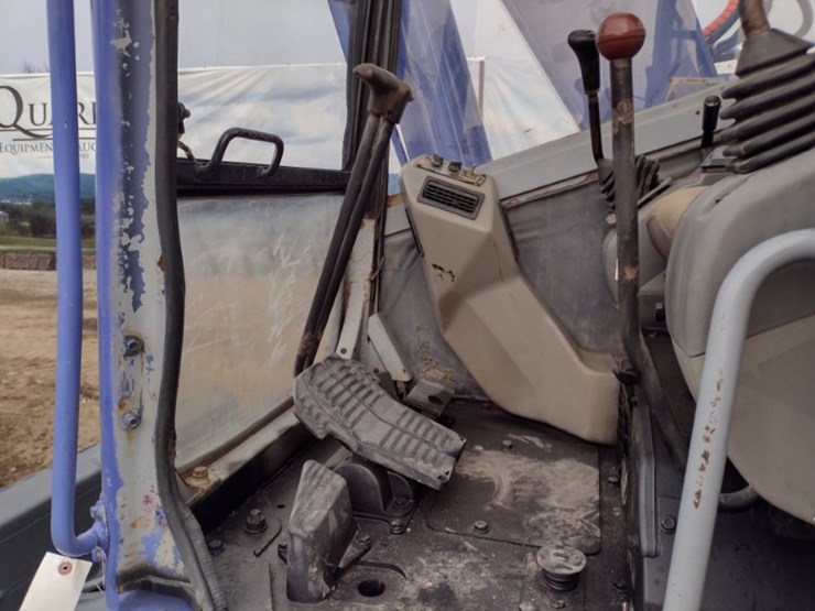 komatsu-pc128uu-2-image-12