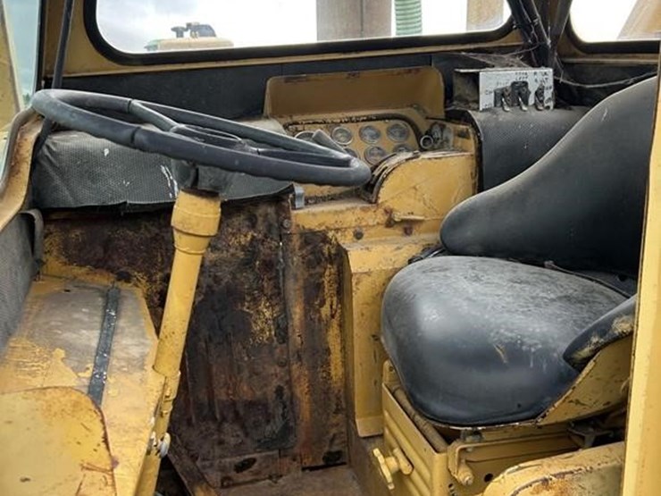 caterpillar-613c-image-12