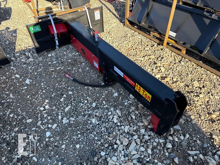 raytree-skid-steer-log-splitter-attachment-image-1