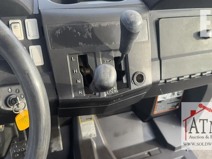 john-deere-gator-xuv-550-s4-image-13