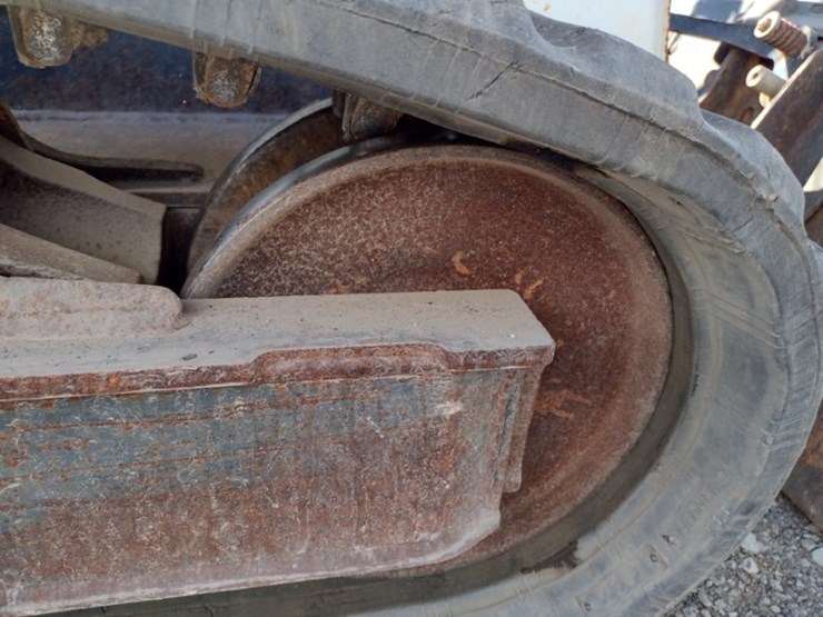 bobcat-t590-image-32