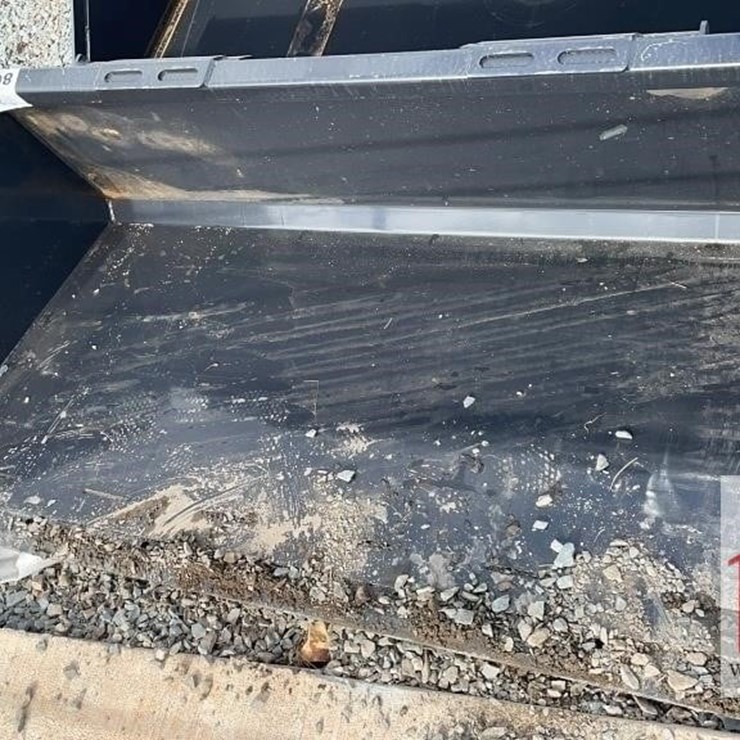 NEW WOLVERINE 66" TRACK DUTY BUCKET